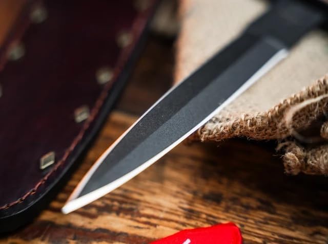 BÃKER V-42 Devil's Brigade 2.1 Dagger, 1095 Steel, Leather Handle, Model 02BO109, 11.97 in, Brown/Black