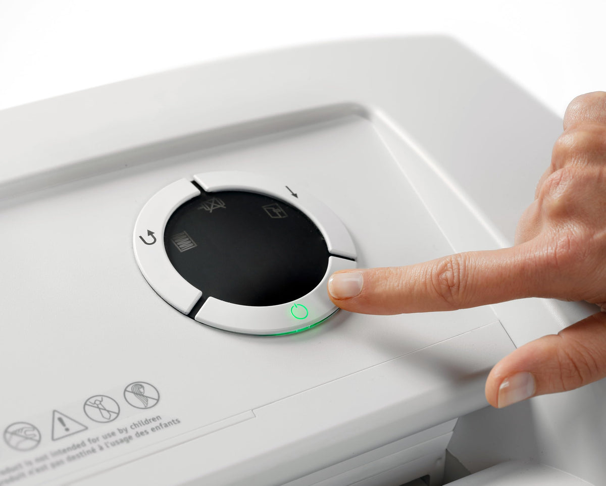 Dahle 50464 Paper Shredder, Cross Cut, P-4 Security, German Engineered, Jam Protection, Oil Free, SmartPower, Shreds CDs, 24 Sheet Max, 30 Gal Bin