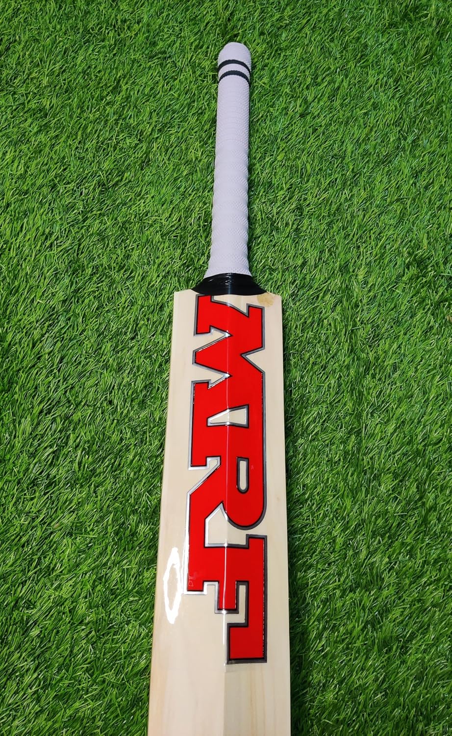 Willow Maste Livesporting Mrf Grand Edition Size 6 English Willow Cricket Bat for 12-14 Yrs (1 kg)