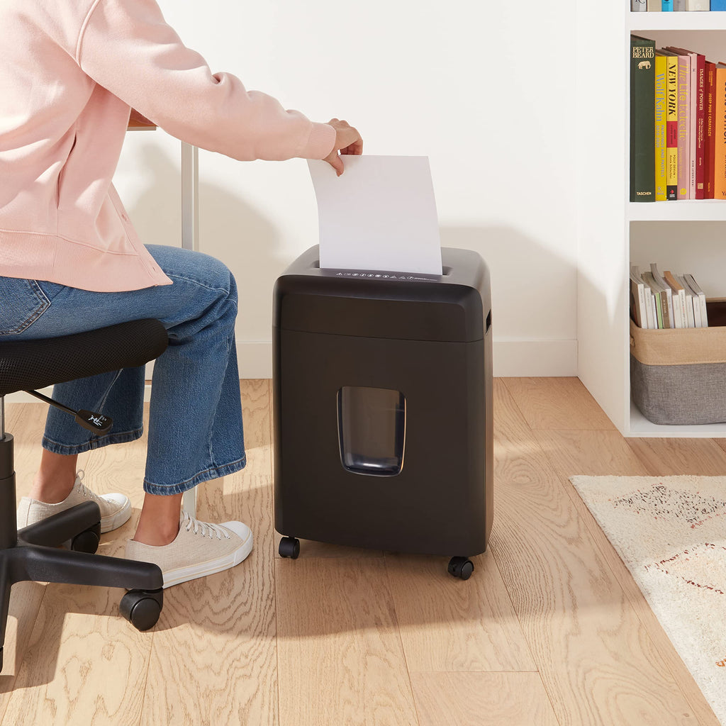 Amazon Basics 18 Sheet Cross Cut Paper, CD, and Credit Card Shredder with 6 Gallon Bin, 30 Minutes Continuous Run Time, Black
